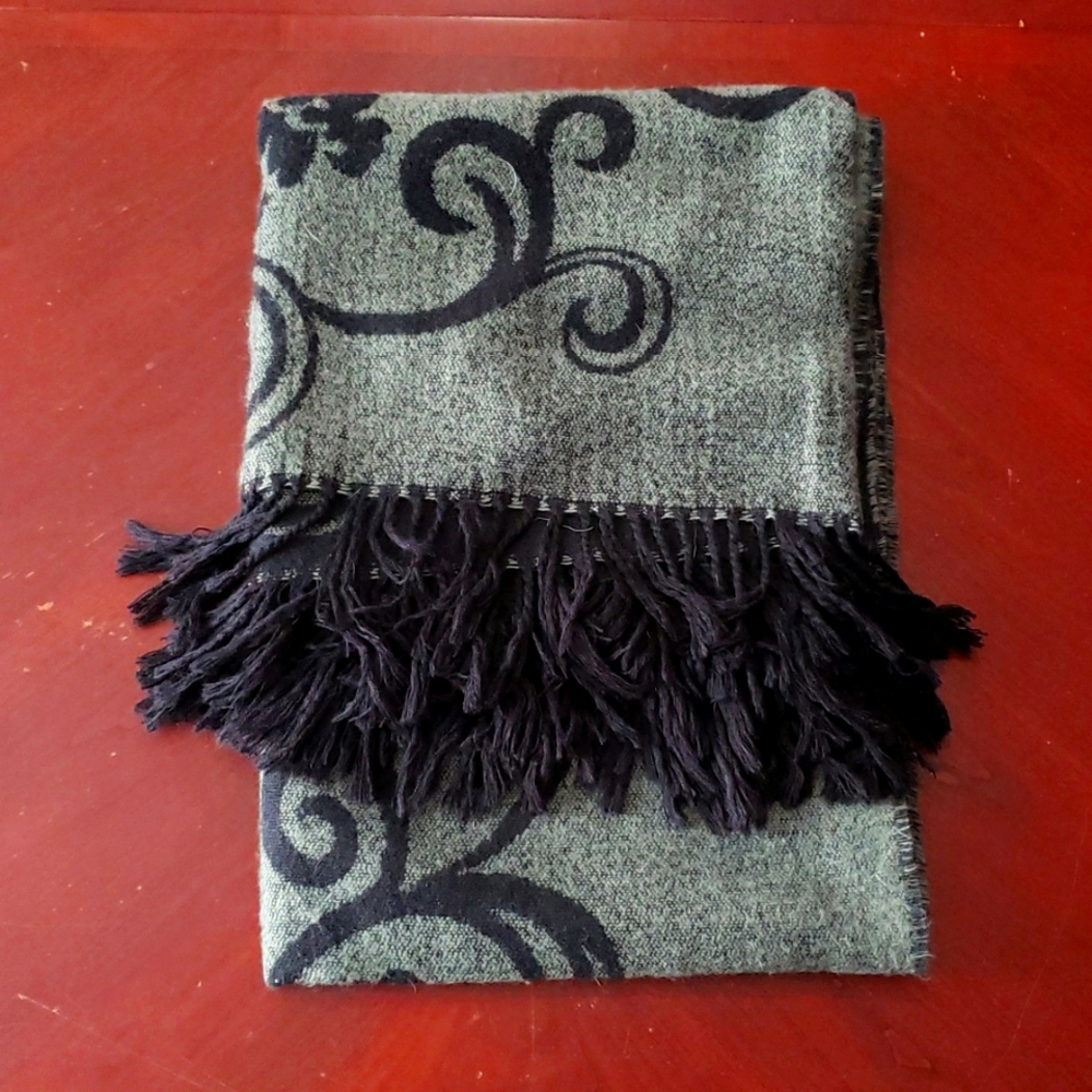 Green and black wrap shawl